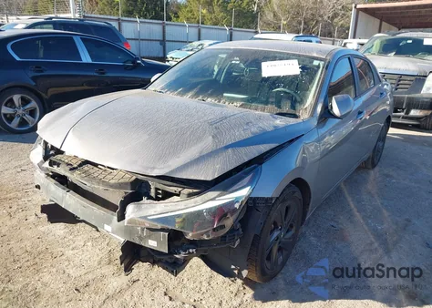 2022 Hyundai Elantra Sel z USA, uszkodzony, nr VIN KMHLM4AGXNU330132